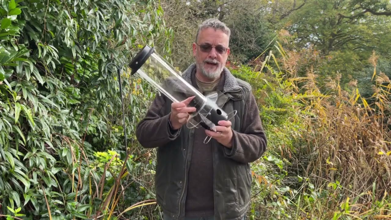 Bird feeder - Squirrel proof bird feeder review - Leto bird feeder