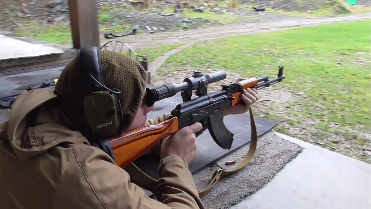 Multiple calibres MP15.22, AK47, SVD Dragunov, L39A1 Enfield, Ruger M77 vs 10 paper catalogues.