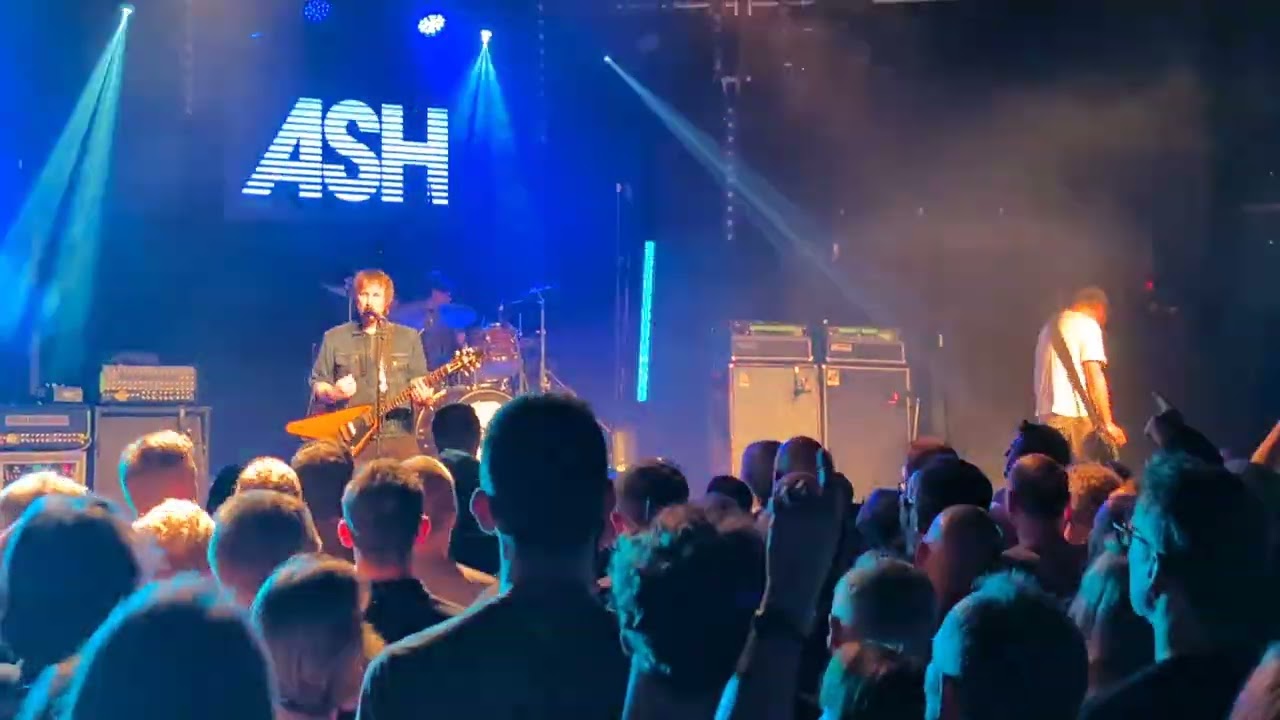 Ash - Shining Light - Cambridge Junction 7th Feb 2026