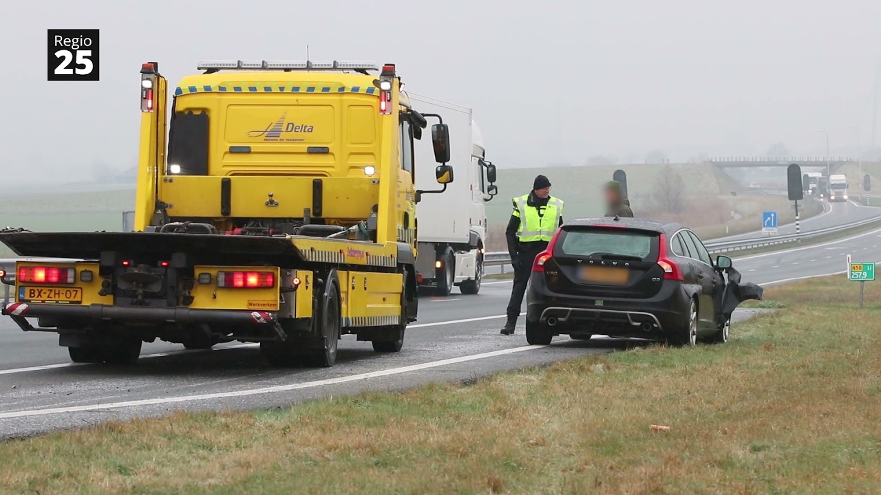 Flevoland - Code oranje: Ongevallen door ijzel