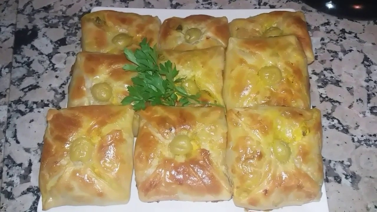 رغيفات معمرين بالخضر والدجاج في الفرن روووعة😍