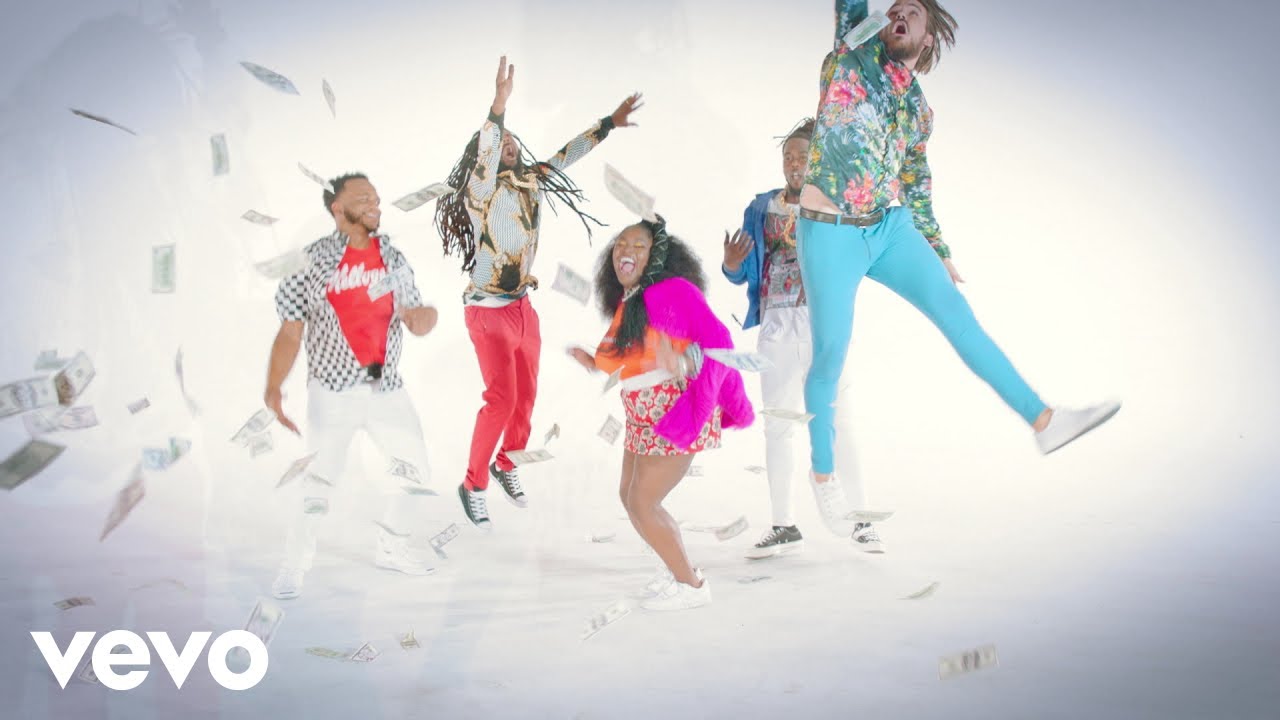 Tank And The Bangas - Spaceships (Official Music Video)