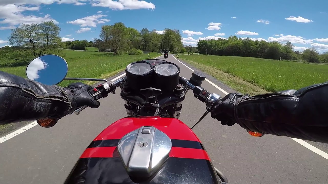 In the country with the Moto Guzzi #750S3
