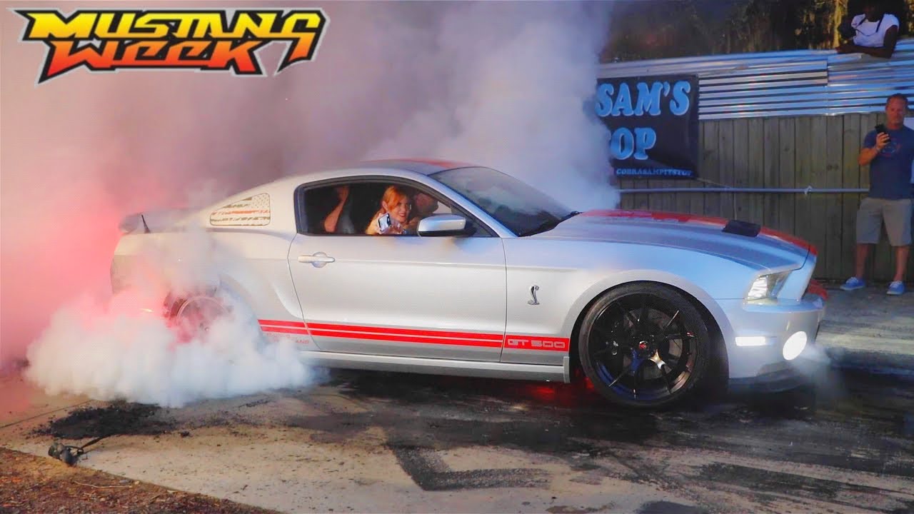 Mustang Week 2022 Burnout Competition - Massive Burnouts & Fails