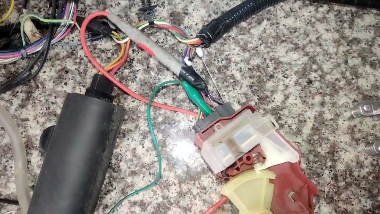 Como probar el shifter de la lavadora whirpool 12 v de salida de la tarjeta electrónica al óptico