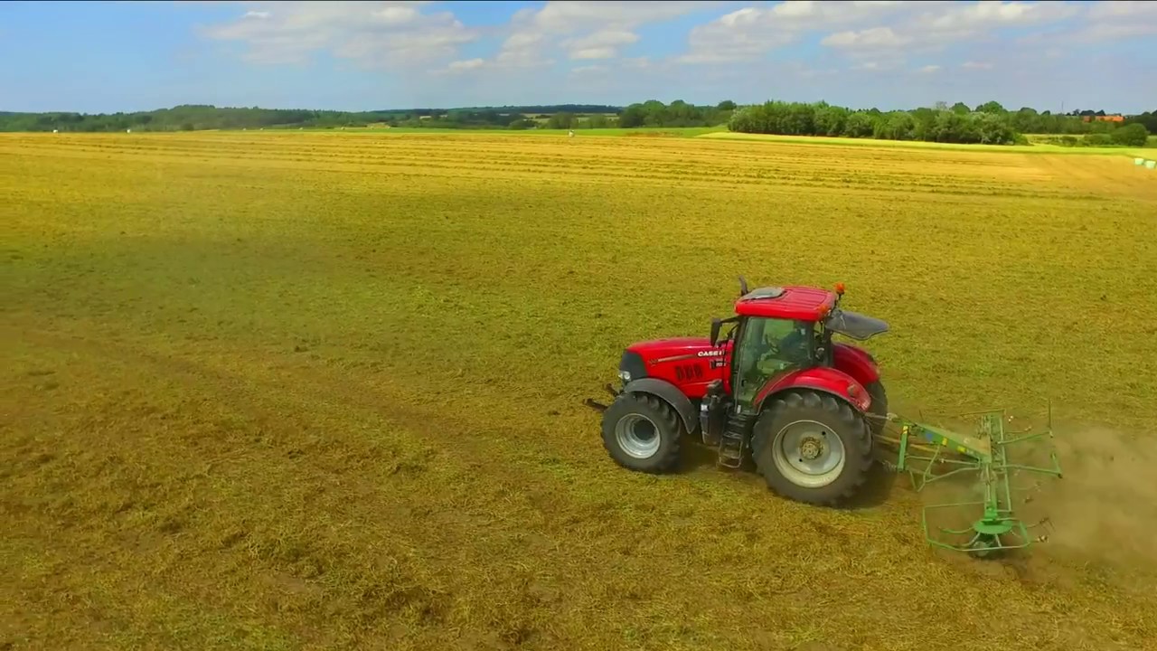 100% CASE / 2xPUMA !! fenaison / haying / Heuernte