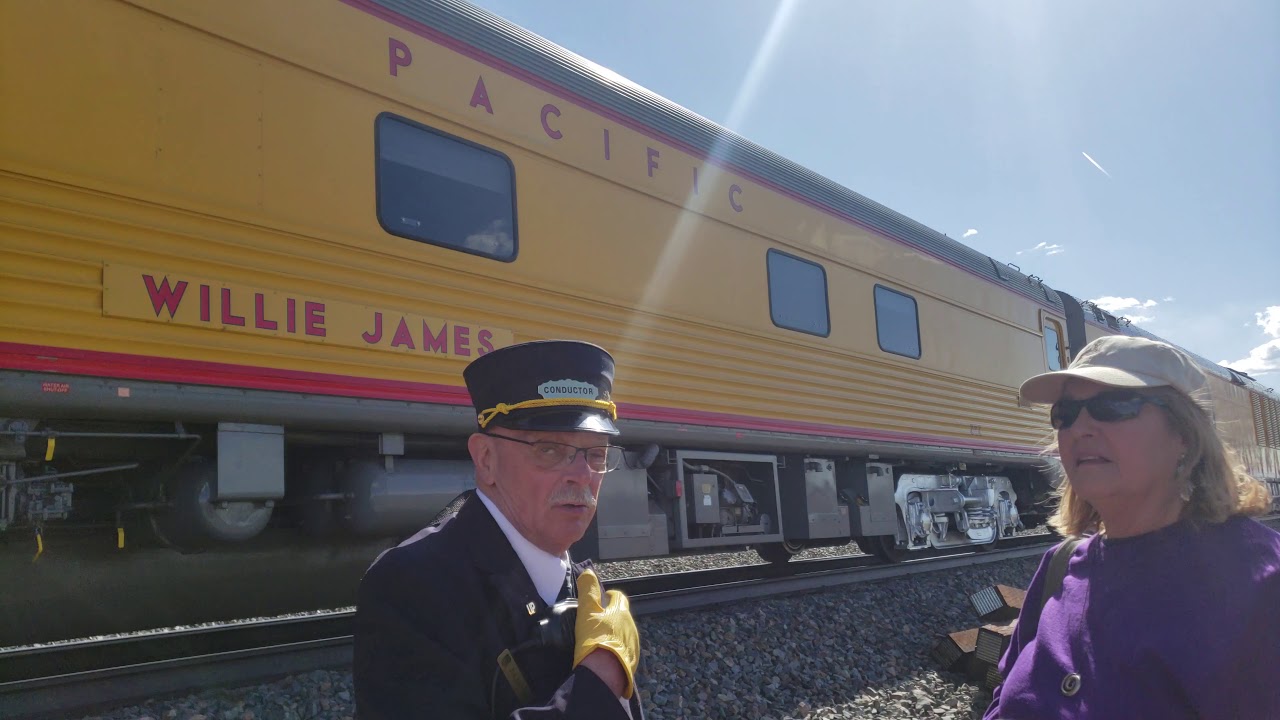⁴ᴷ|Union Pacific's #4014 & 844 arrival in Medicine Bow, Wyoming with walk down.