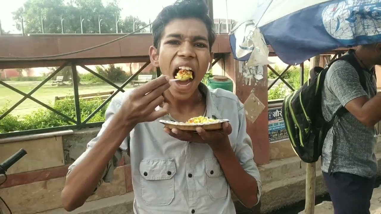 MY LEF KI FISRT VIDEO H BHAI k FEMASH POAYA🍛🍛 😱😱