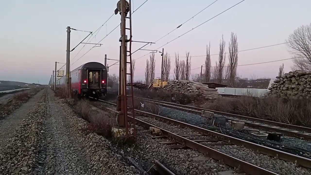 Trecerea Fără Oprire Prin Vinga Hm Trenul IR 72 București Nord - Budapesta Keleti 