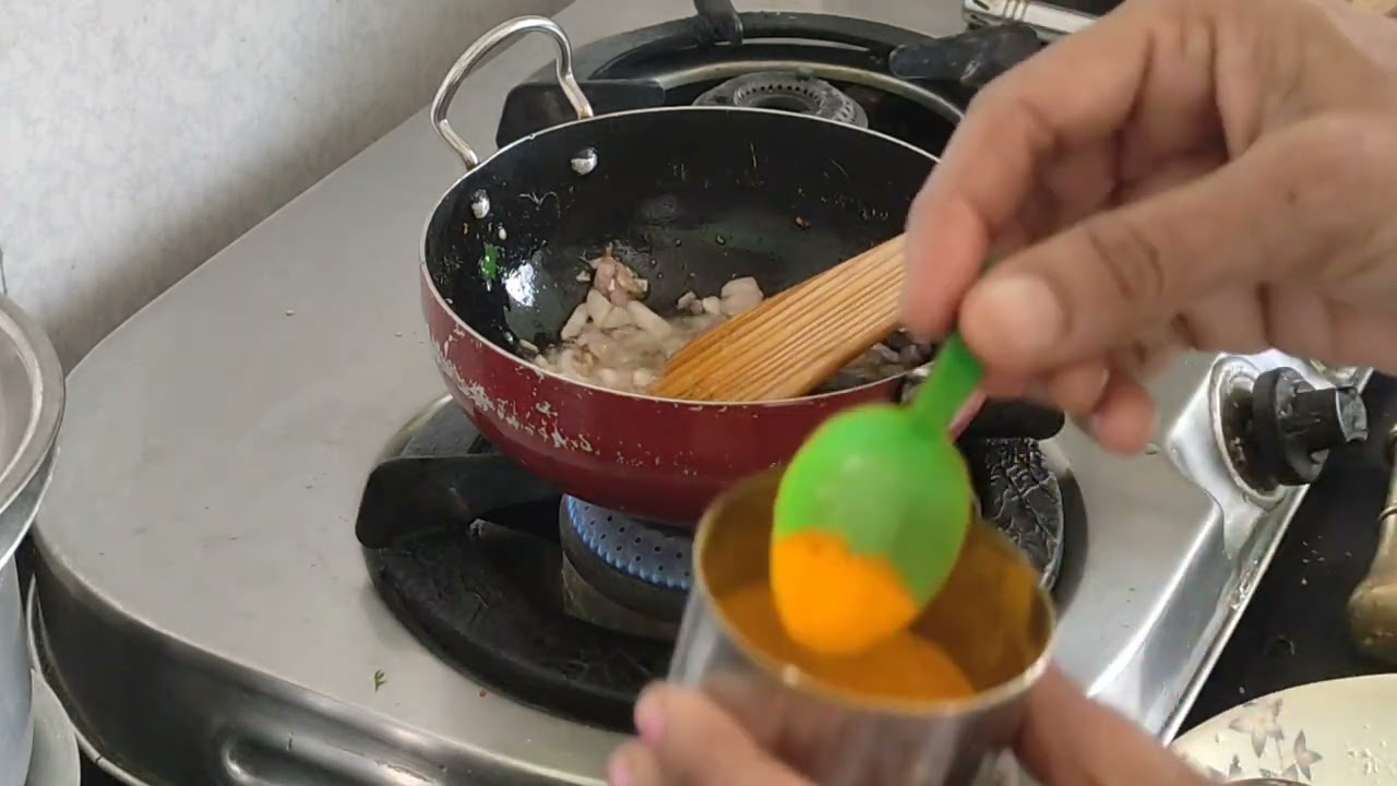 थापि वडी एकदम हॉटेल सारखी 