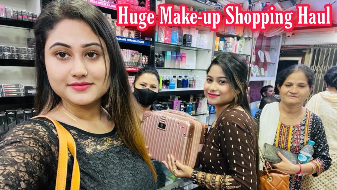 Make-up Beauty Product Shopping with Mammi and Sister 🔥🔥🔥 / Fancybazar Guwahati