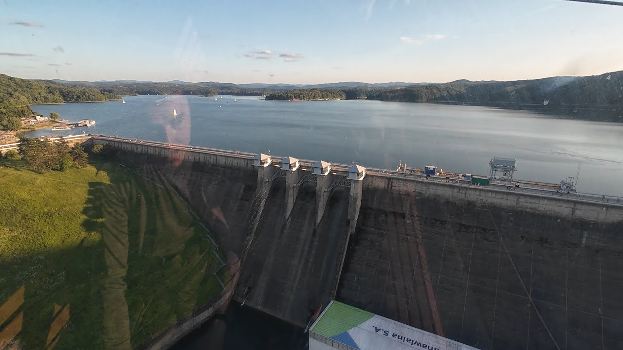 Przejazd koleją gondolową nad Soliną 4K | Bieszczady 2025