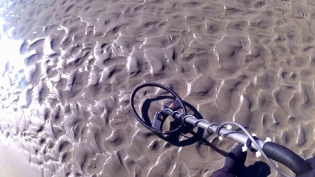 SEA HUNTER Mk11 The Beach & Rocks!