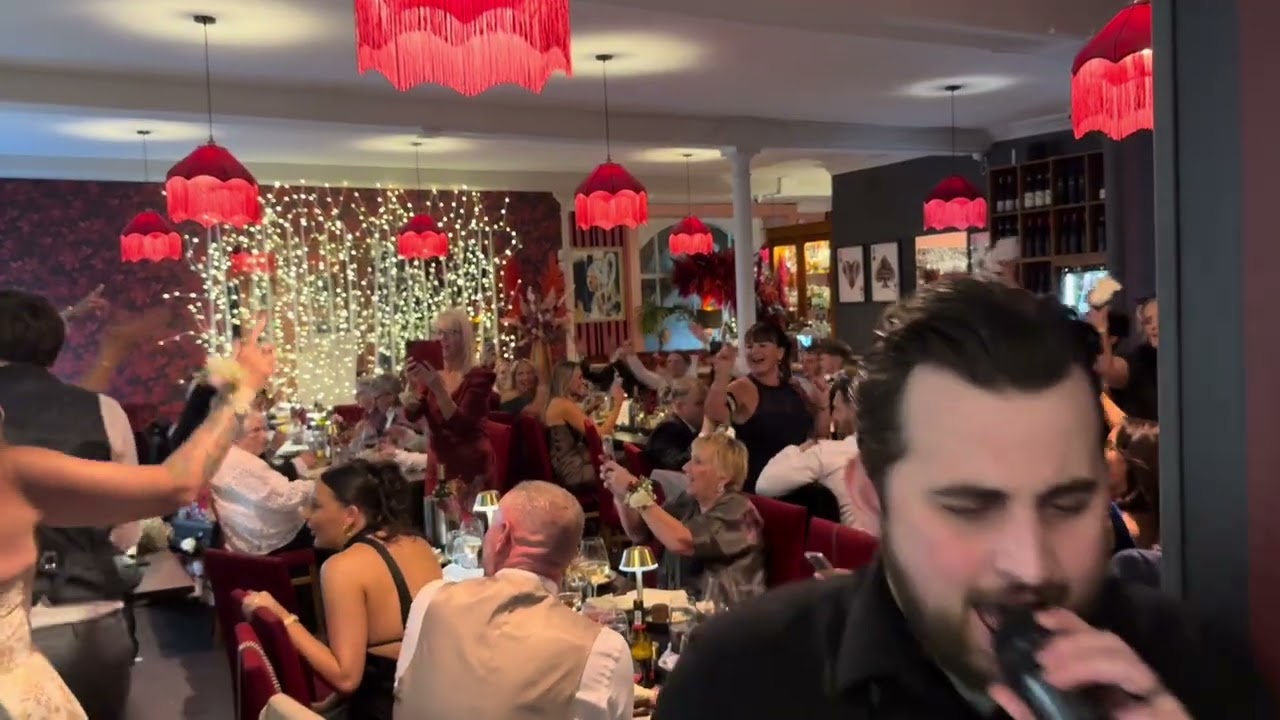 Singers Secreto Perform at Deans Restaurant