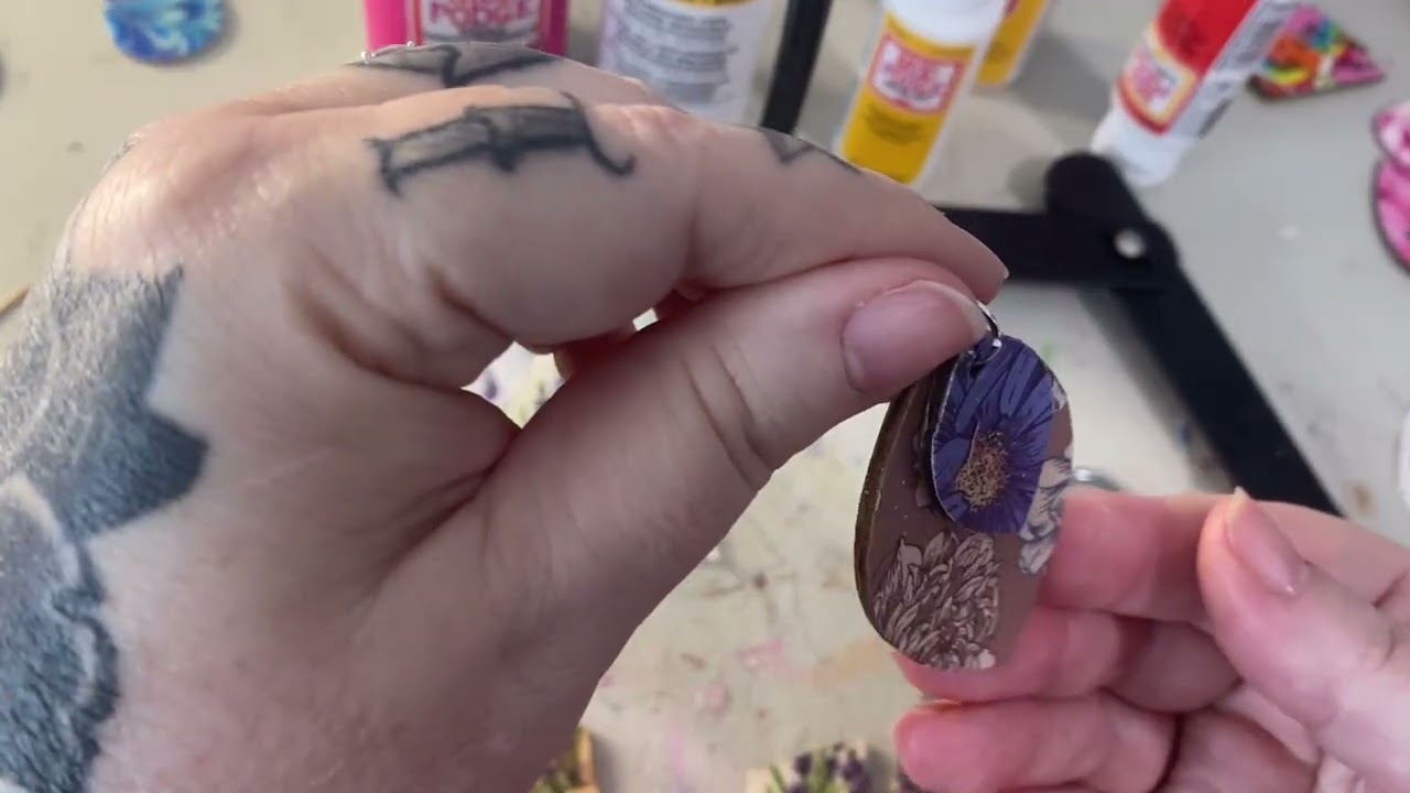 How to use napkins or tissue paper to make earrings on wooden blanks. Beginner friendly