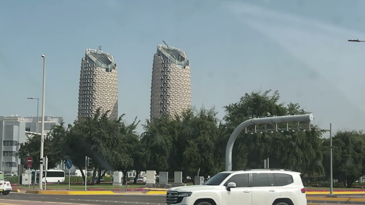Abu Dhabi road short explore अबु धाबिको चिल्लो बाटो ।
