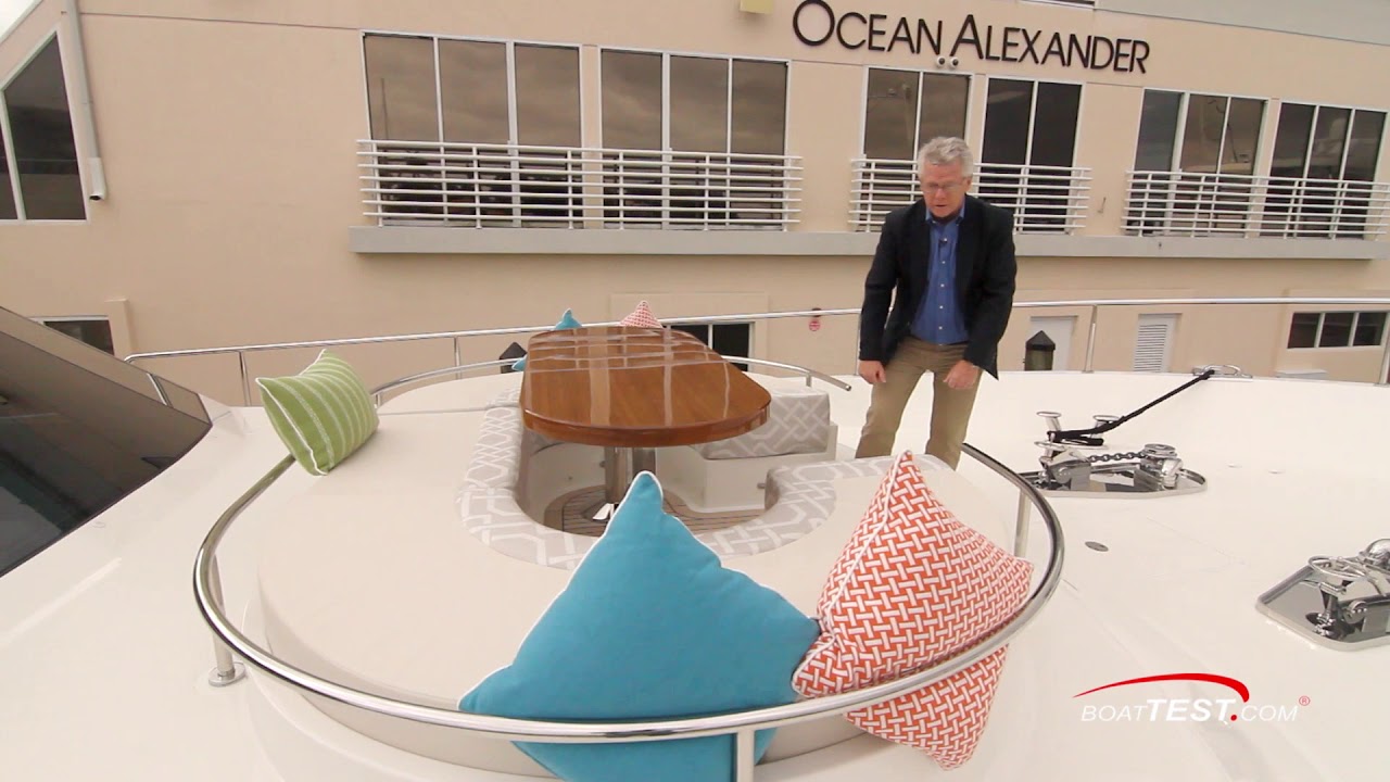 Ocean Alexander 100 Skylounge (2018-) Feautures Video - By BoatTEST.com