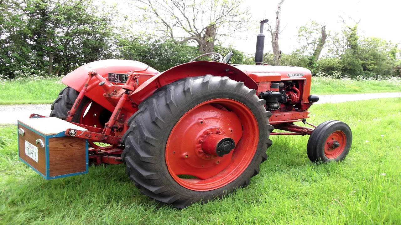 Pretty ole girl Nuffield Tractor