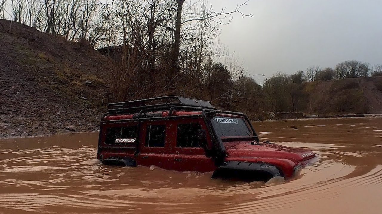 1/10 Scale RC : Crawlers Take On A Flooded Quarry