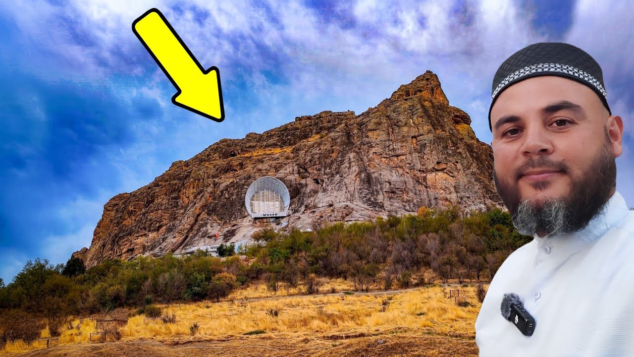 SÜLEYMAN PEYGAMBERİN KIRGIZİSTANDA DUA ETTİĞİ YER DENİLEN SÜLEYMAN DAĞI