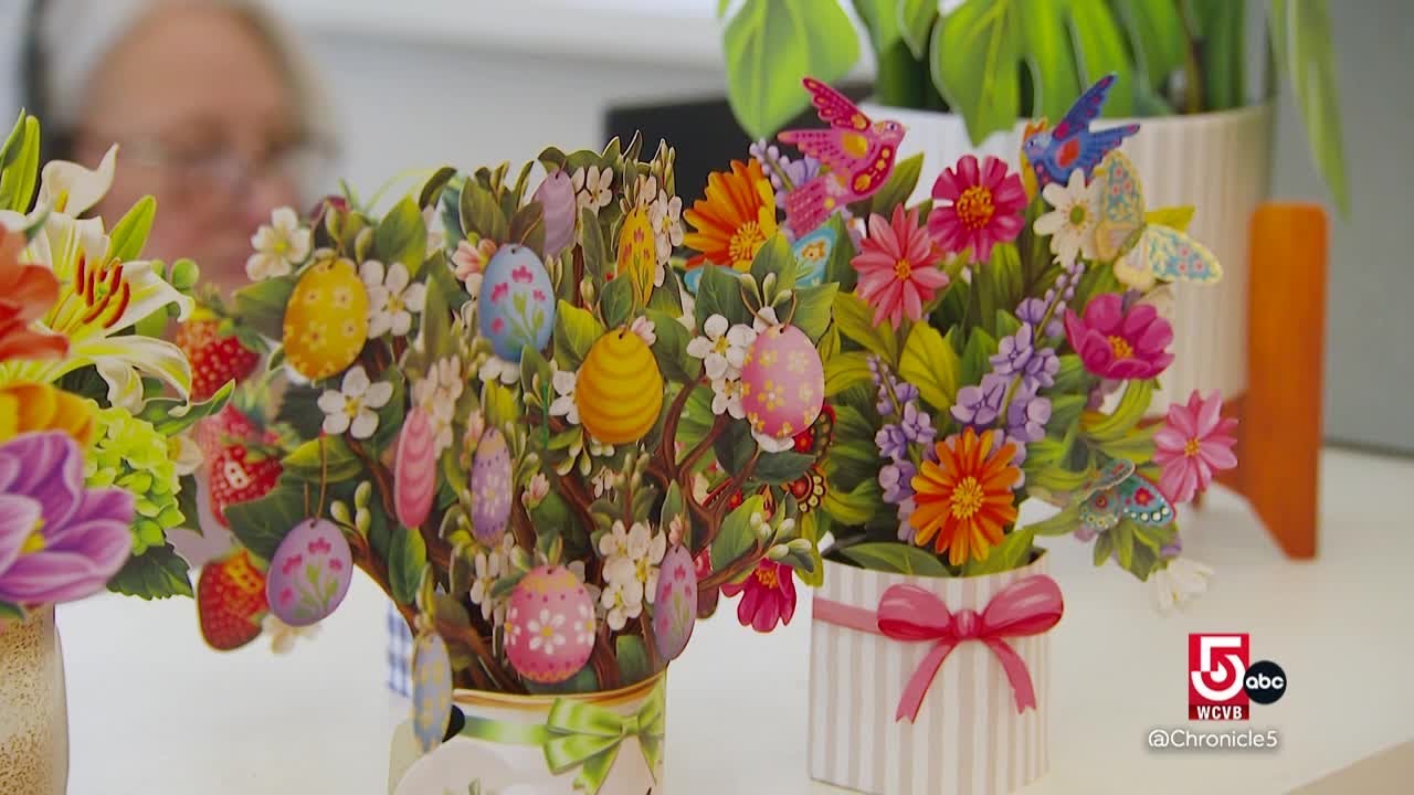 Concord startup sells pop-up paper bouquets as eco-friendly alternative to fresh flowers