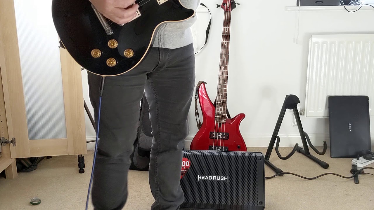 Headrush FRFR-108 sounding sweet