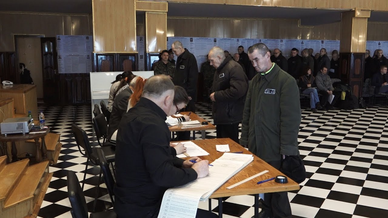 Как проходит голосование в харьковской колонии