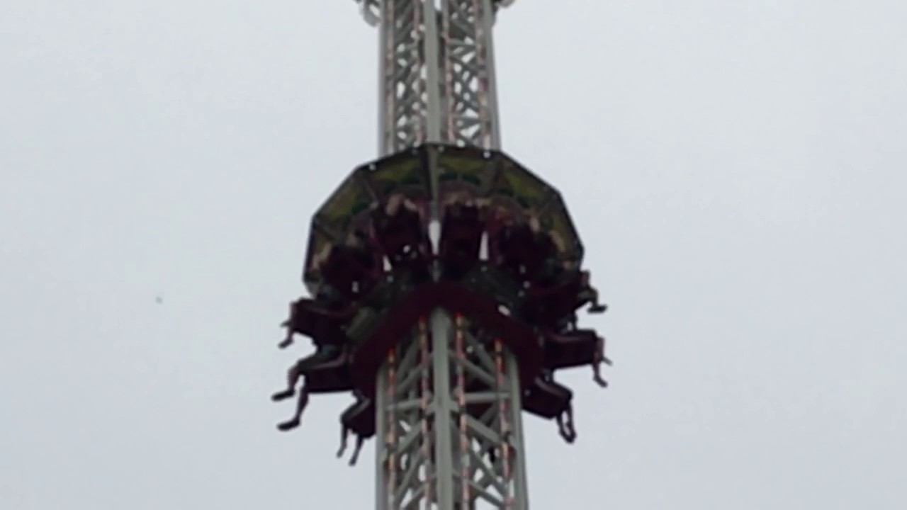 X-Scream riders in slow-motion at Waldameer Park 7-28-16