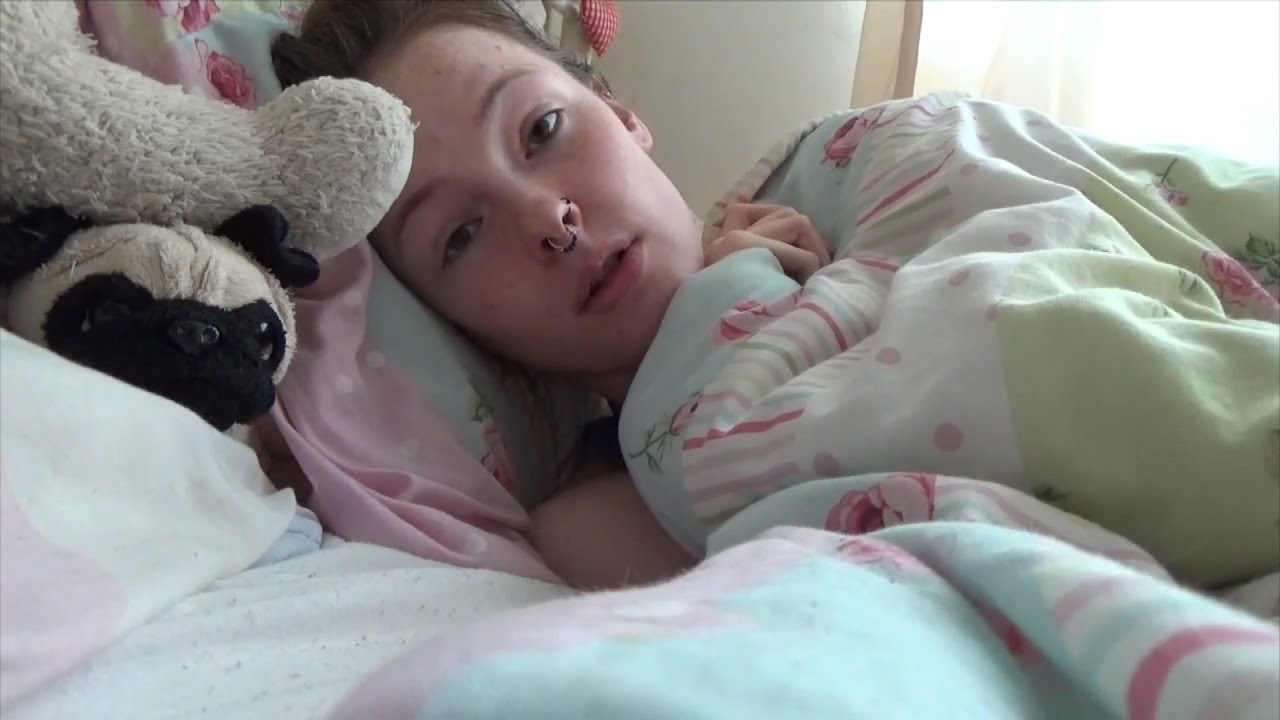 22-Year-Old Woman With 'Sleeping Beauty Syndrome' Sleeps For Months at a Time