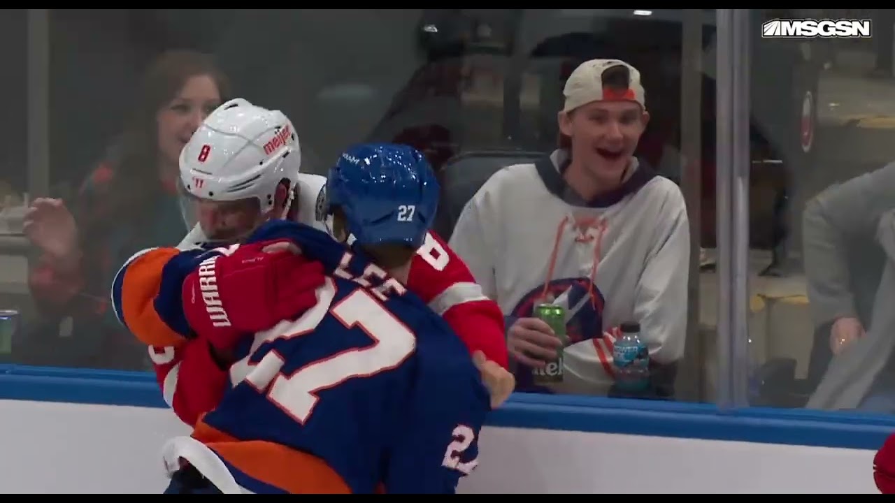 Anders Lee Drops The Gloves With Ben Chiarot (No Fighting Penalty)