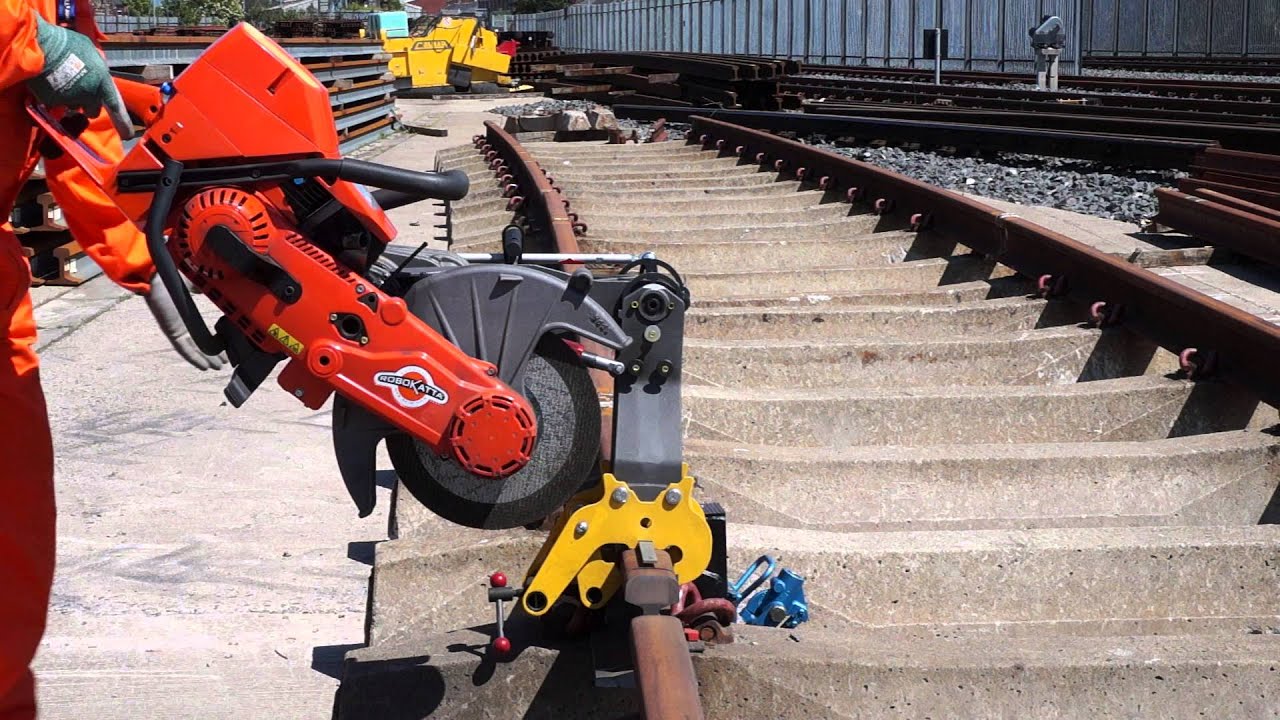 Automatic Rail Saw. Cutting Rails