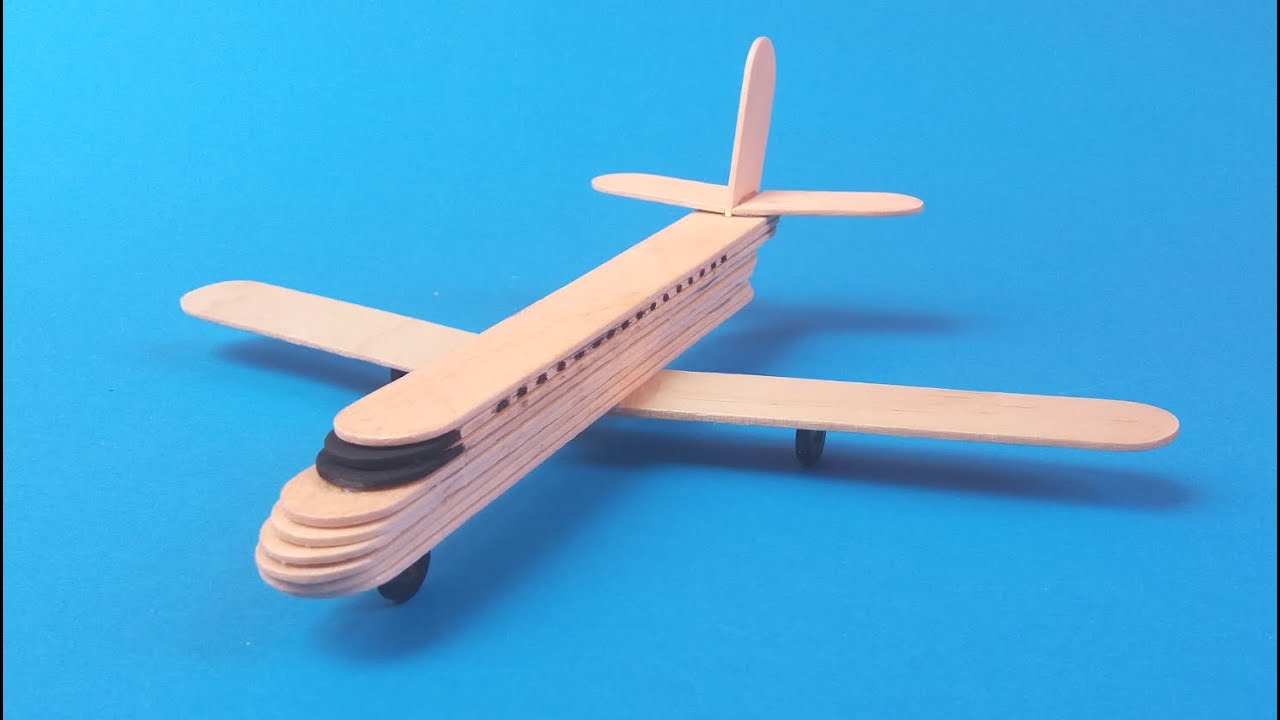 Como hacer un avion con palitos de helado. Súper FACIL