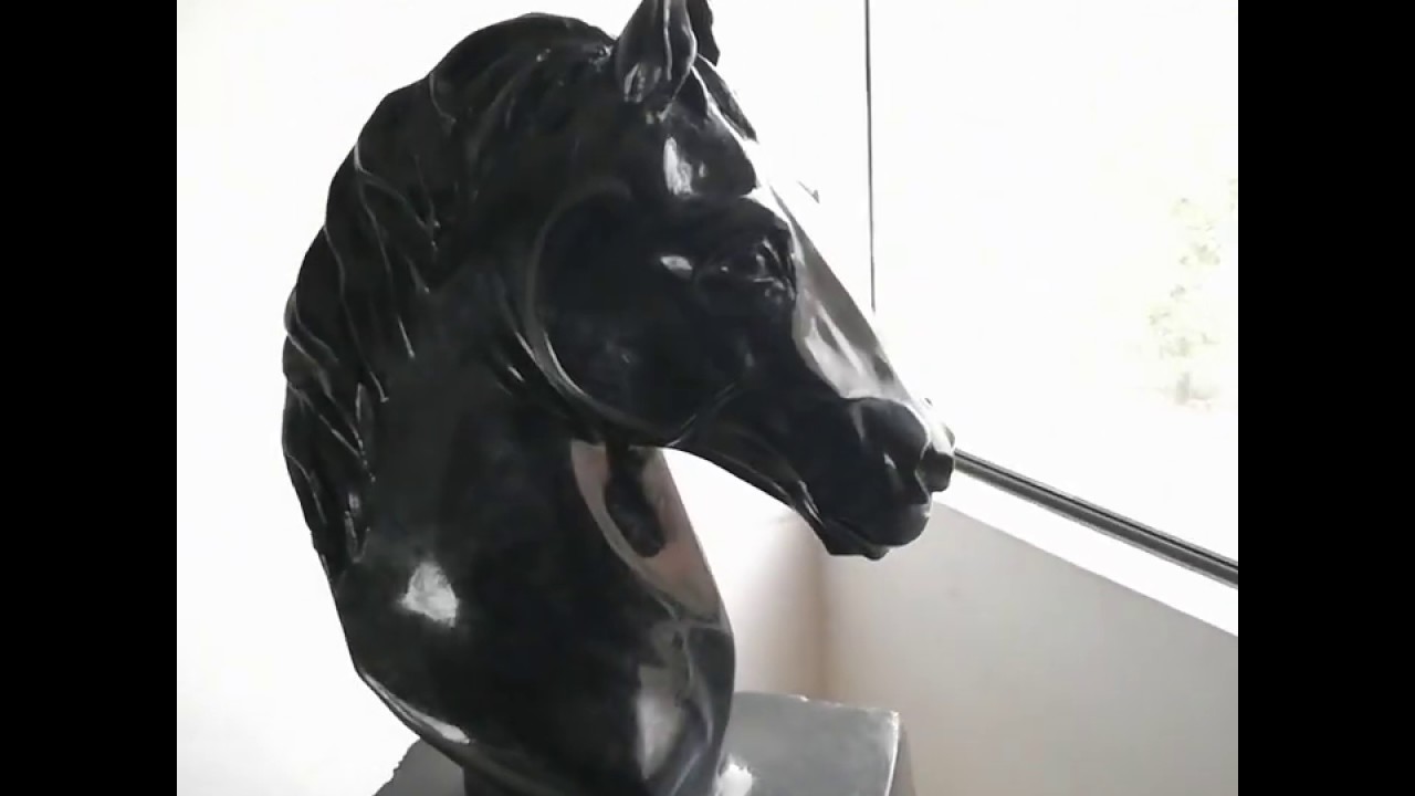 busto de caballo escultura en tecnopor - estuco veneciano (efecto marmol)