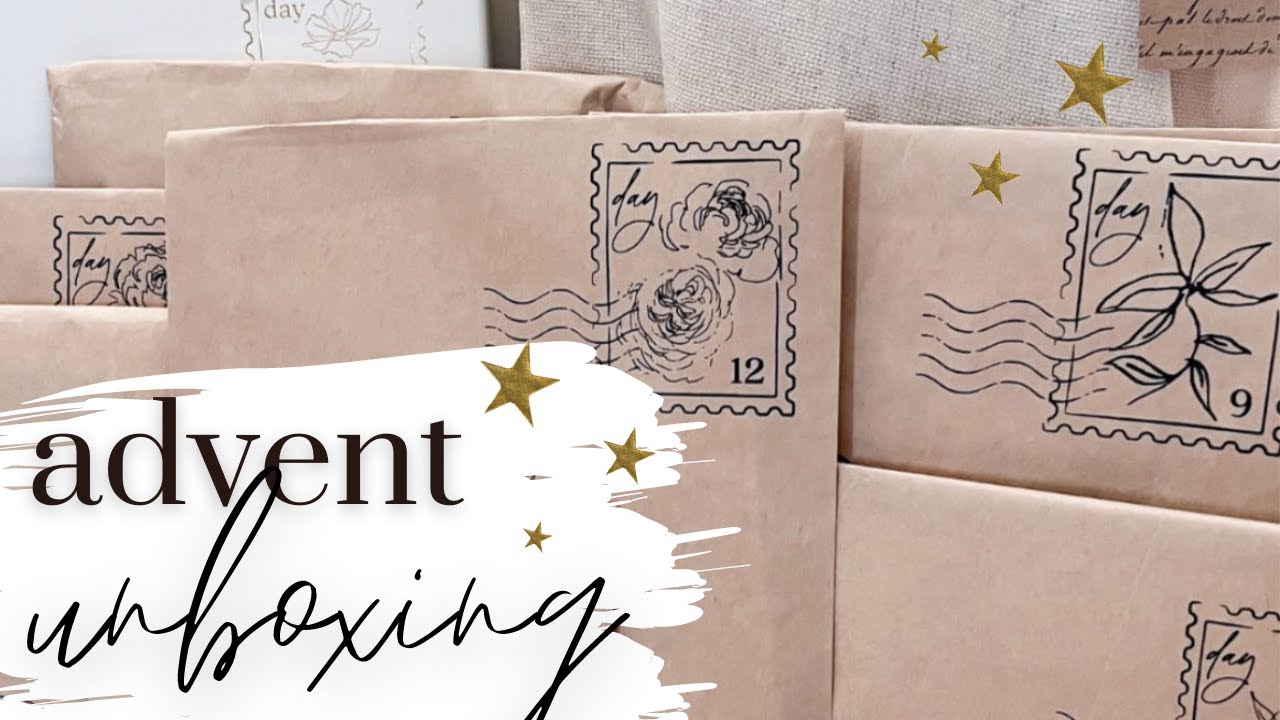 SADIE'S STICKERS 2022 ADVENT UNBOXING!