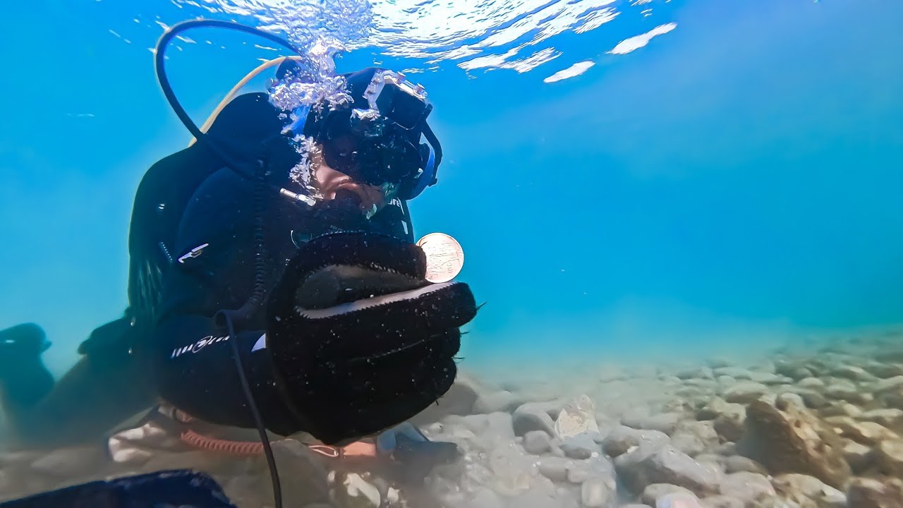 Metal detecting  -Le LIRE che valgono sono sott'acqua