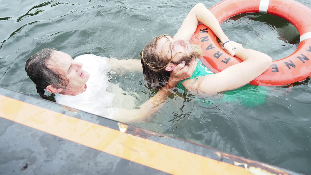 Rondvaartschipper overboord