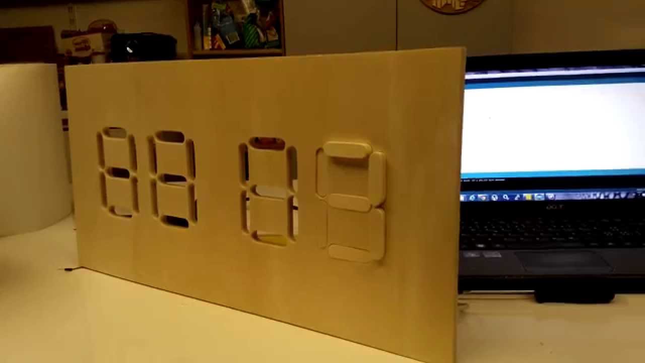 Electro-mechanical 7 segments display - Post Tenebras Lab - Geneva Hackerspace