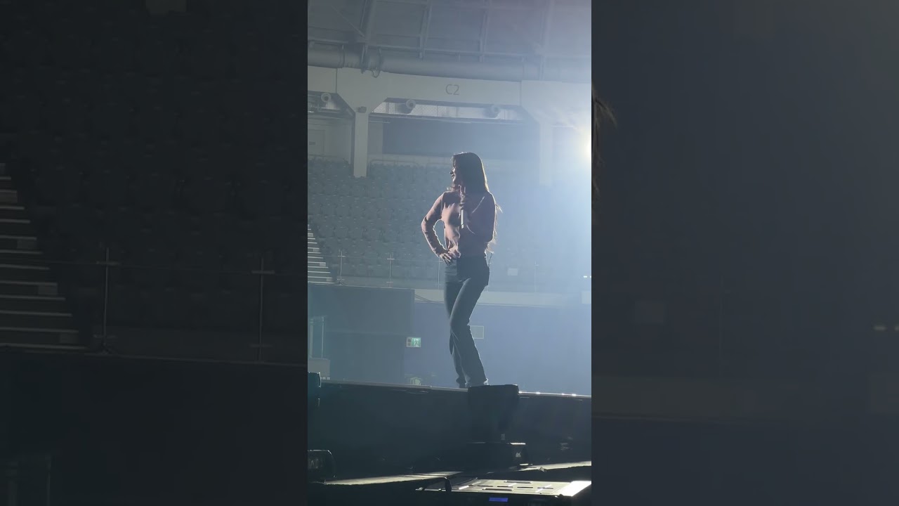260222 에이핑크 Apink - 꽃잎점 Petal soundcheck fancam 