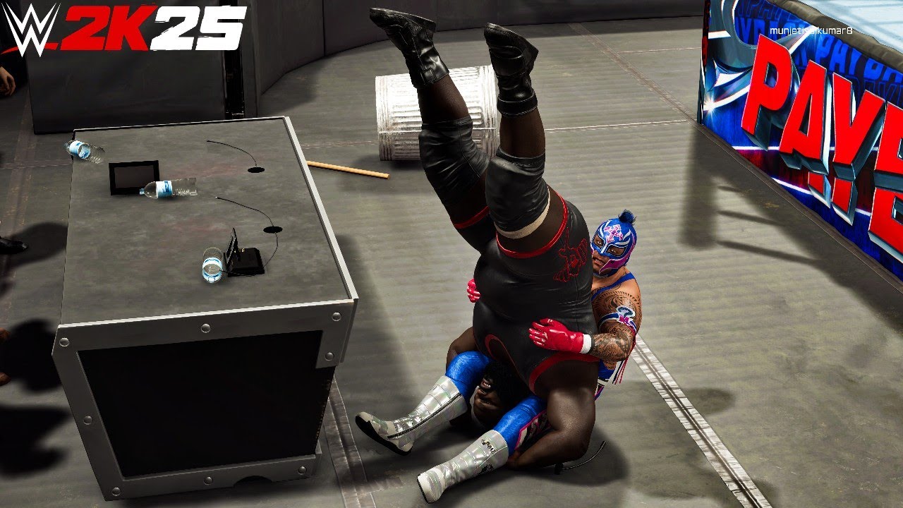 WWE 2k25 - Rey Mysterio vs Mark Henry: Extreme Rules Match at Payback 