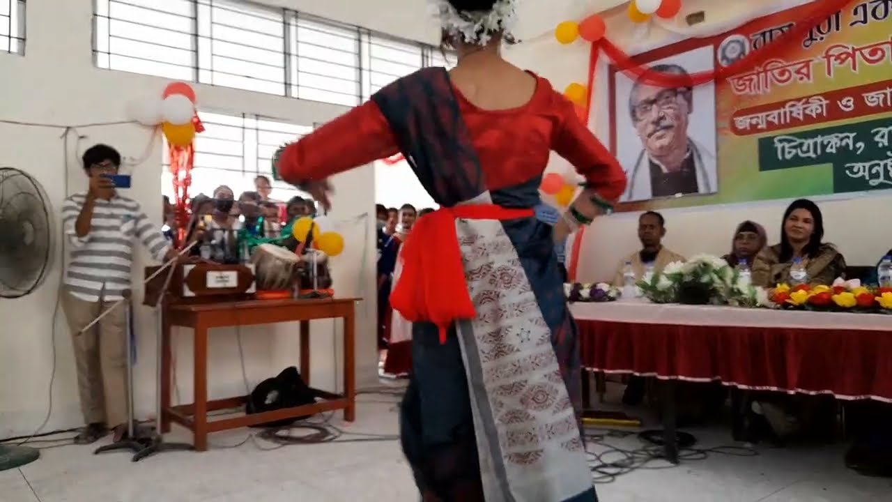 Mohan Neta Sk Mujiber Suvo Jonmodin Dance