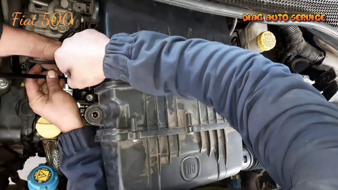 Fiat 500 | Changement de Cache Soupapes  تغيير غطاء رأس المحرك
