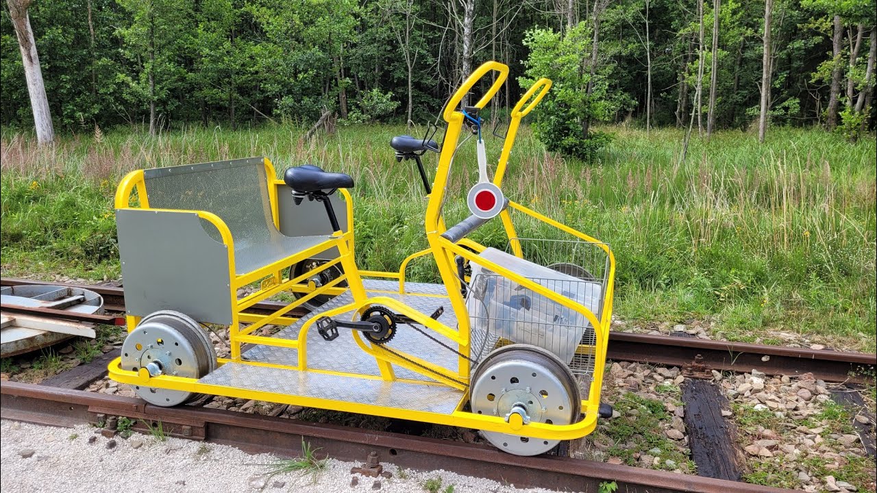 Pedałowanie po torach czyli drezyną rowerową na linii kolejowej