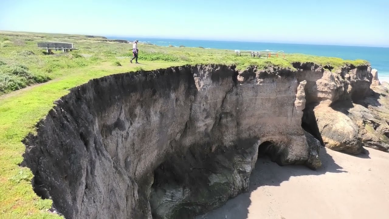 Hiking Montana de Oro State Park - Bluff Trail - Los Osos, CA 4/24 (4K)