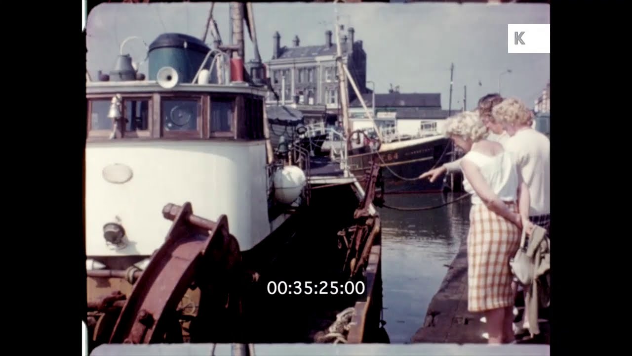 1950s UK, Lowestoft Harbour, Home Movies