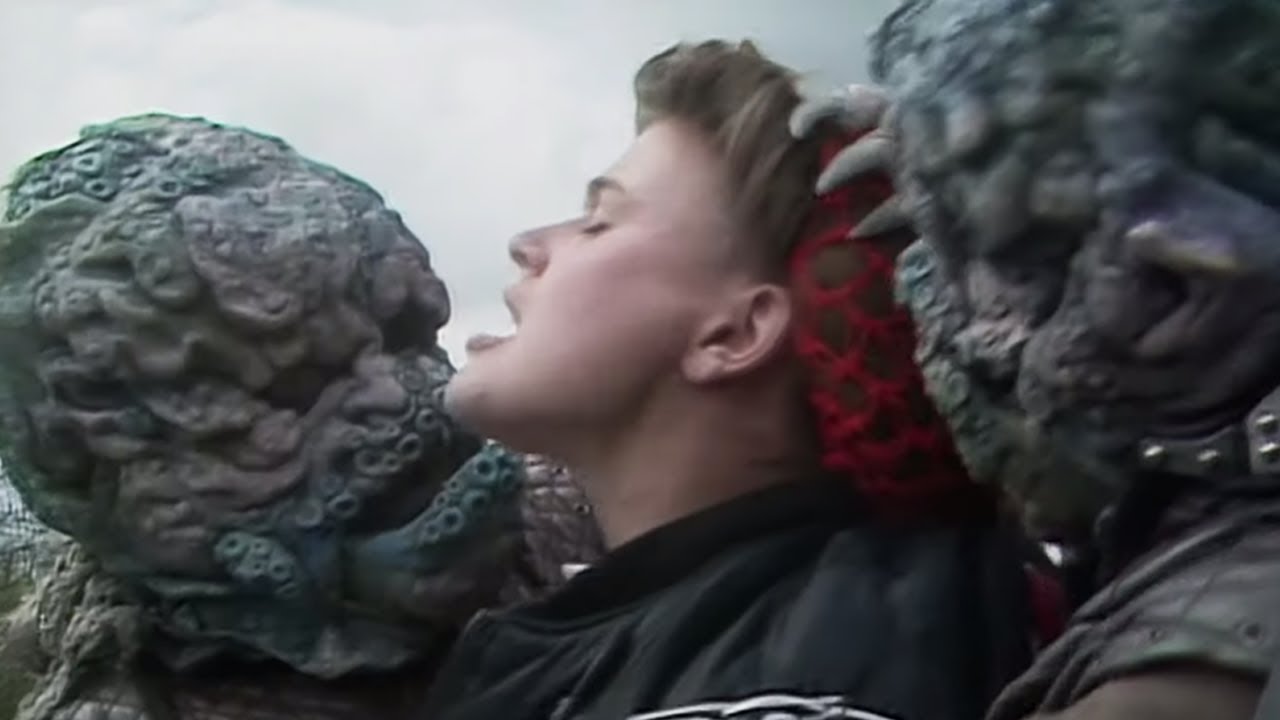 Haemovore Church Attack! | The Curse of Fenric | Doctor Who