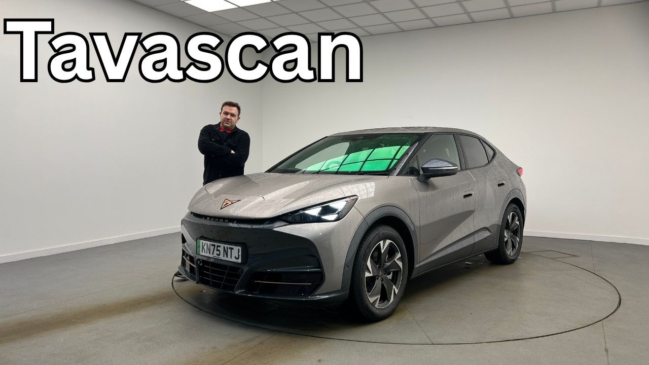 Обзор модели Cupra Tavascan V1 2026 года для Великобритании.