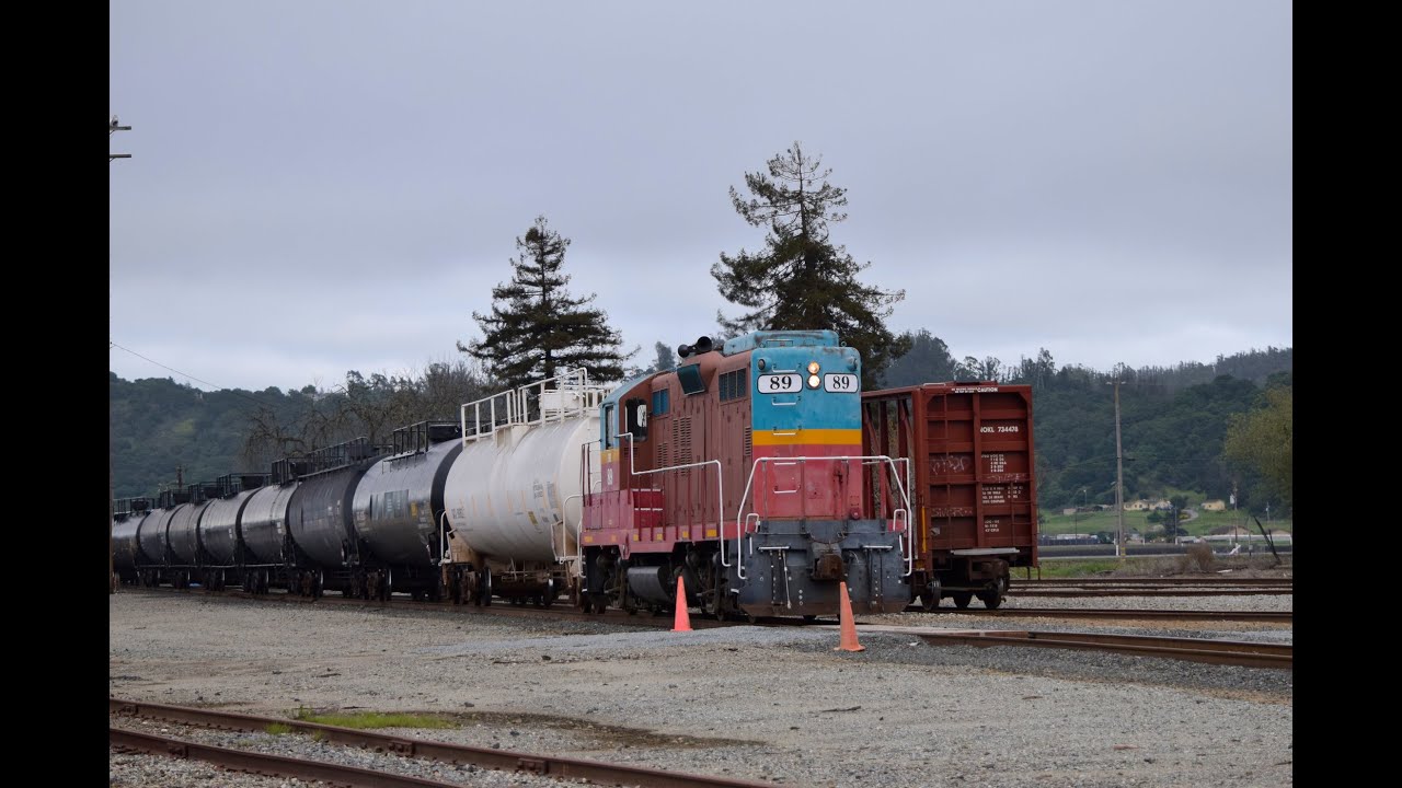 Moving Tank Cars on the Santa Cruz and Monterey Bay Ry.