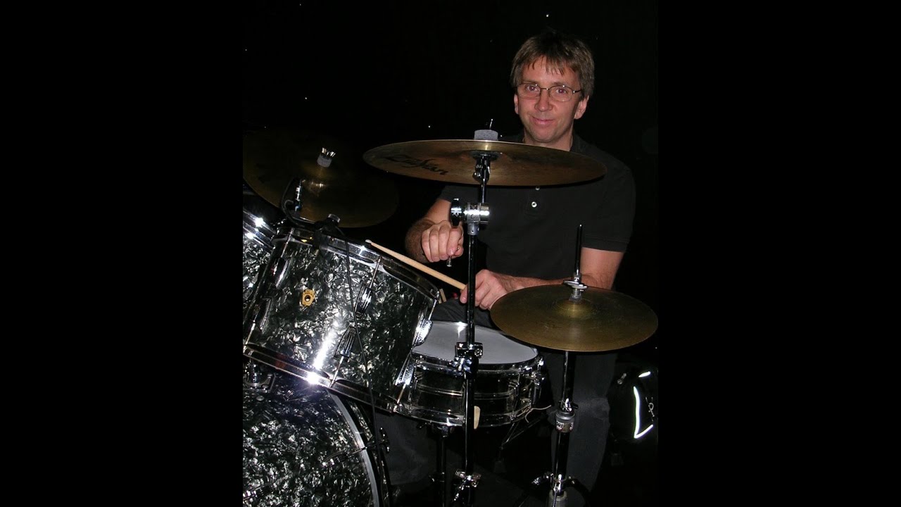 Learn The Drums - Free Online Lessons - How to play the drums DVD - 10 easy steps to great drumming