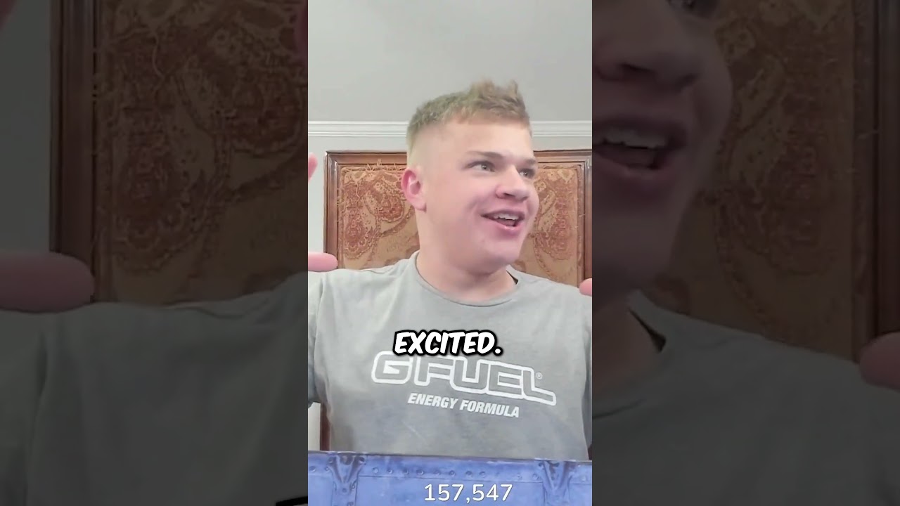 Jynxzi Vapes for the First Time