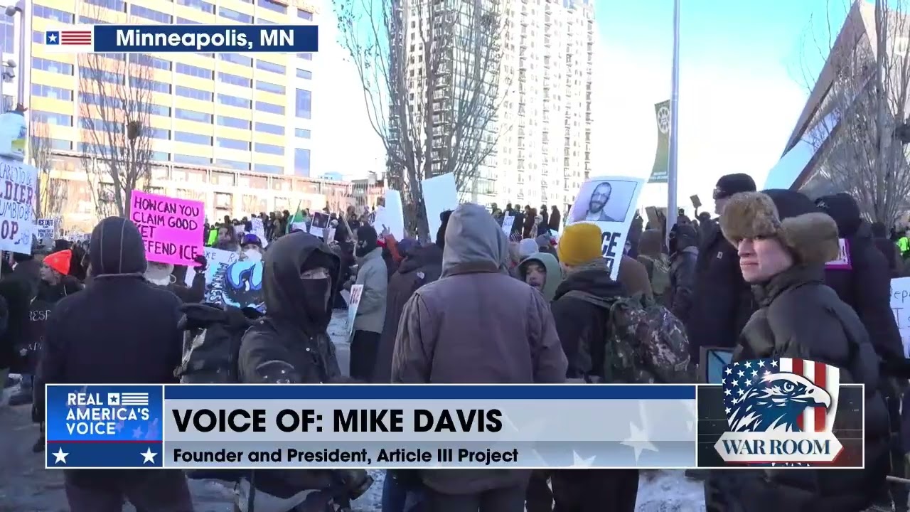 Mike Davis To Steve Bannon: Don Lemon Can Go To Hell. And In The Meantime, He Can Go To Jail.